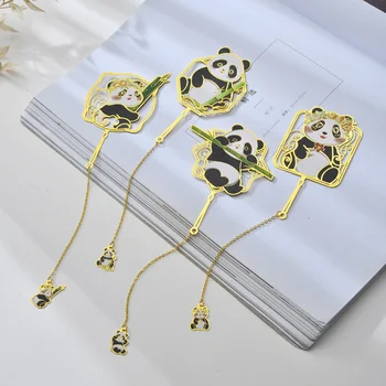 1pc de dibujos animados Panda de Metal Marcador Estudiante Bookclip Ficha de Aleación Marcador Colgante de Accesorios Escolar Papelaria Lindo Papelería