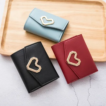 La moda Corto Cartera de Mujer de corea Versión en forma de Corazón Magnético Hebilla de la Tarjeta Monedero Simple Cuadrado Tres Veces Billeteras para Mujer
